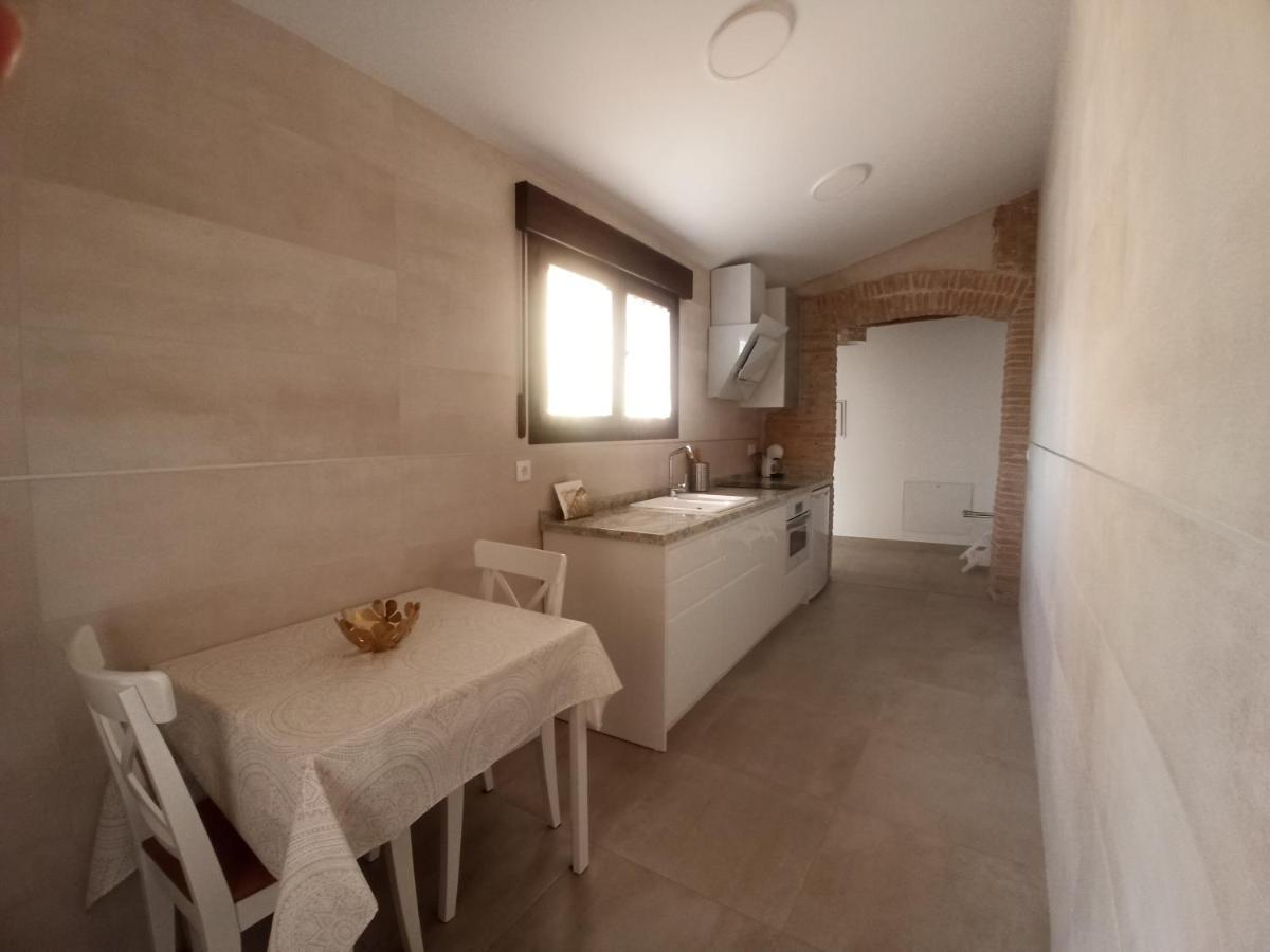 Apartamento PEÑAFIEL DREAMS con JACUZZI Exterior foto