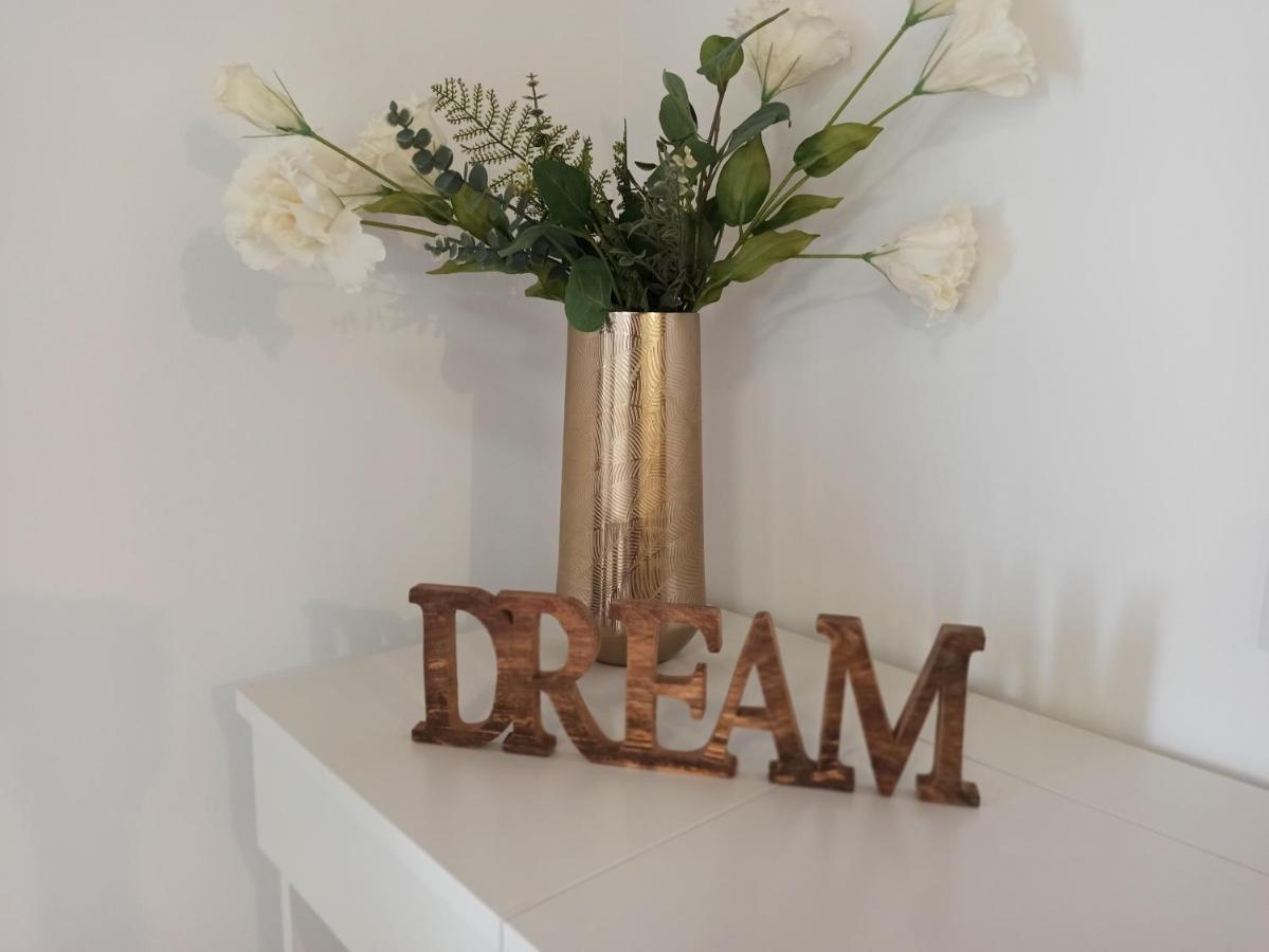 Apartamento PEÑAFIEL DREAMS con JACUZZI Exterior foto