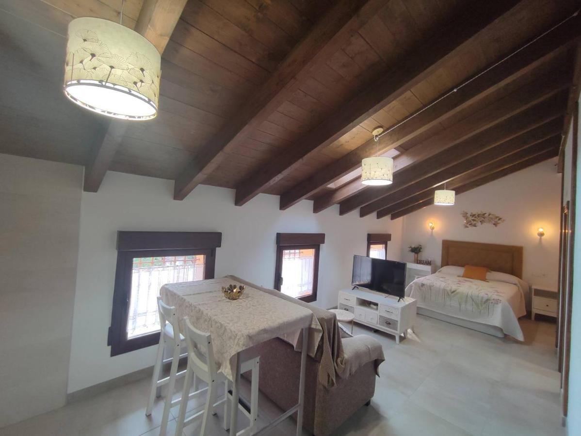 Apartamento PEÑAFIEL DREAMS con JACUZZI Exterior foto
