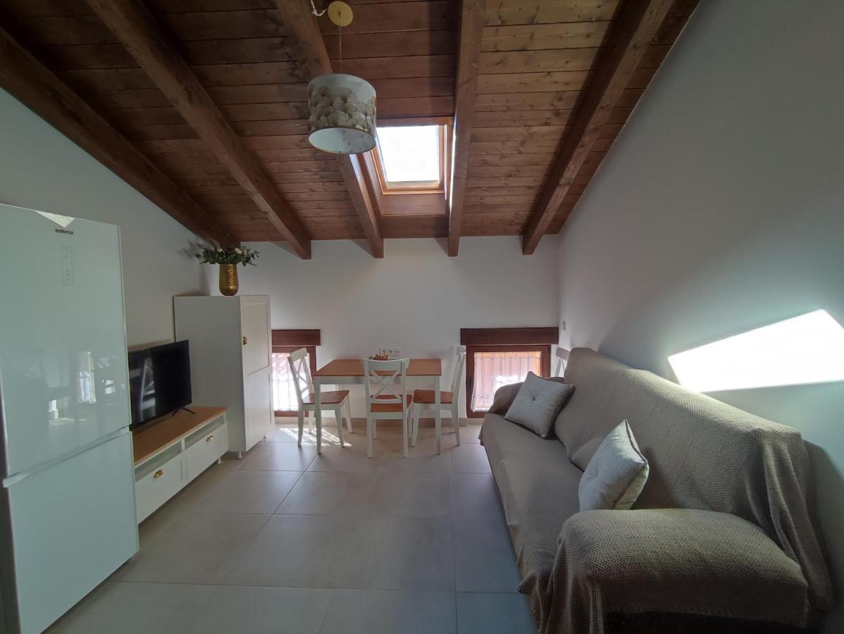 Apartamento PEÑAFIEL DREAMS con JACUZZI Exterior foto